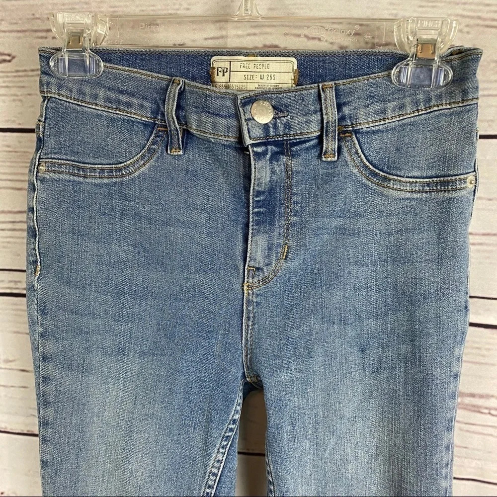 FREE People skinny jeans Sz 26 - Picture 4 of 6